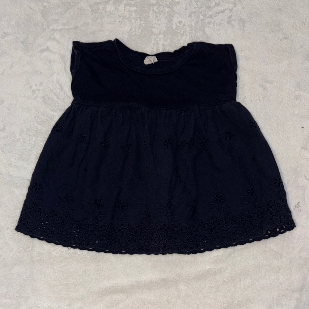 (3 for $10) baby gap navy blue Charming Kids shirt